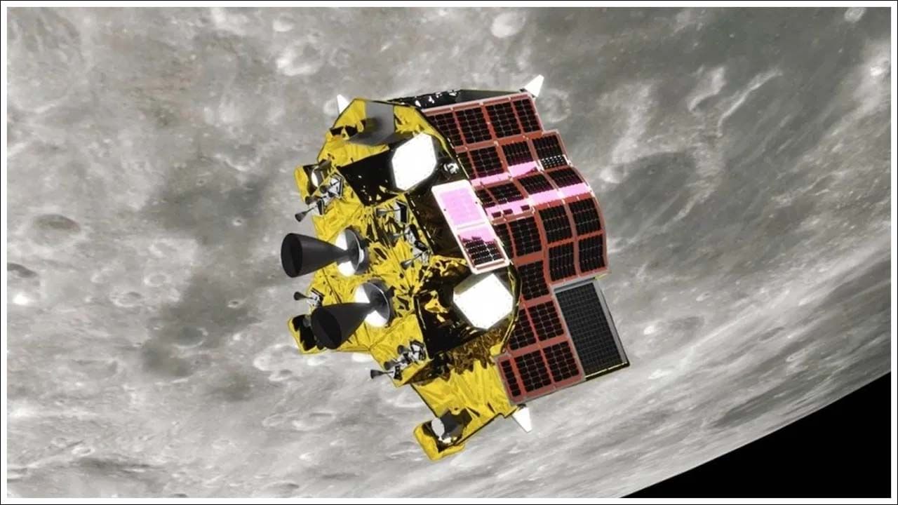 జపాన్ స్పేస్ ఏజెన్సీ JAXA ప్రకారం, వారి అంతరిక్ష నౌక చంద్రునిపై సాఫ్ట్ ల్యాండింగ్ చేసింది. SLIM చంద్రుని షియోలీ క్రేటర్ నుండి డేటాను అందుకుంది.