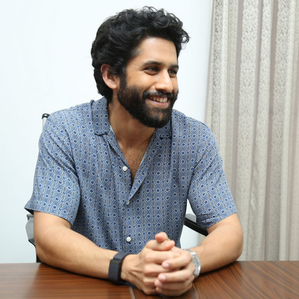 అలాగే పాక్ జైలులో నాగ చైతన్యని అక్కడి పోలీసులు చిత్ర హింసలు పెట్టడం.. భారత్ మాతా కీ జై అంటూ చెప్పడం ఇవన్నీ బాగున్నాయి. ఇక టీజర్ అంతా ఒక ఎత్తు అయితే.. చివర్లో చైతు ప్రేయసిగా సాయి పల్లవిని పరిచయం చేసిన తీరు బాగుంది. మొత్తంగా చూడాలిక.. చైతూ కెరీర్కు గేమ్ ఛేంజర్గా తండేల్ మారుతుందో లేదో..?