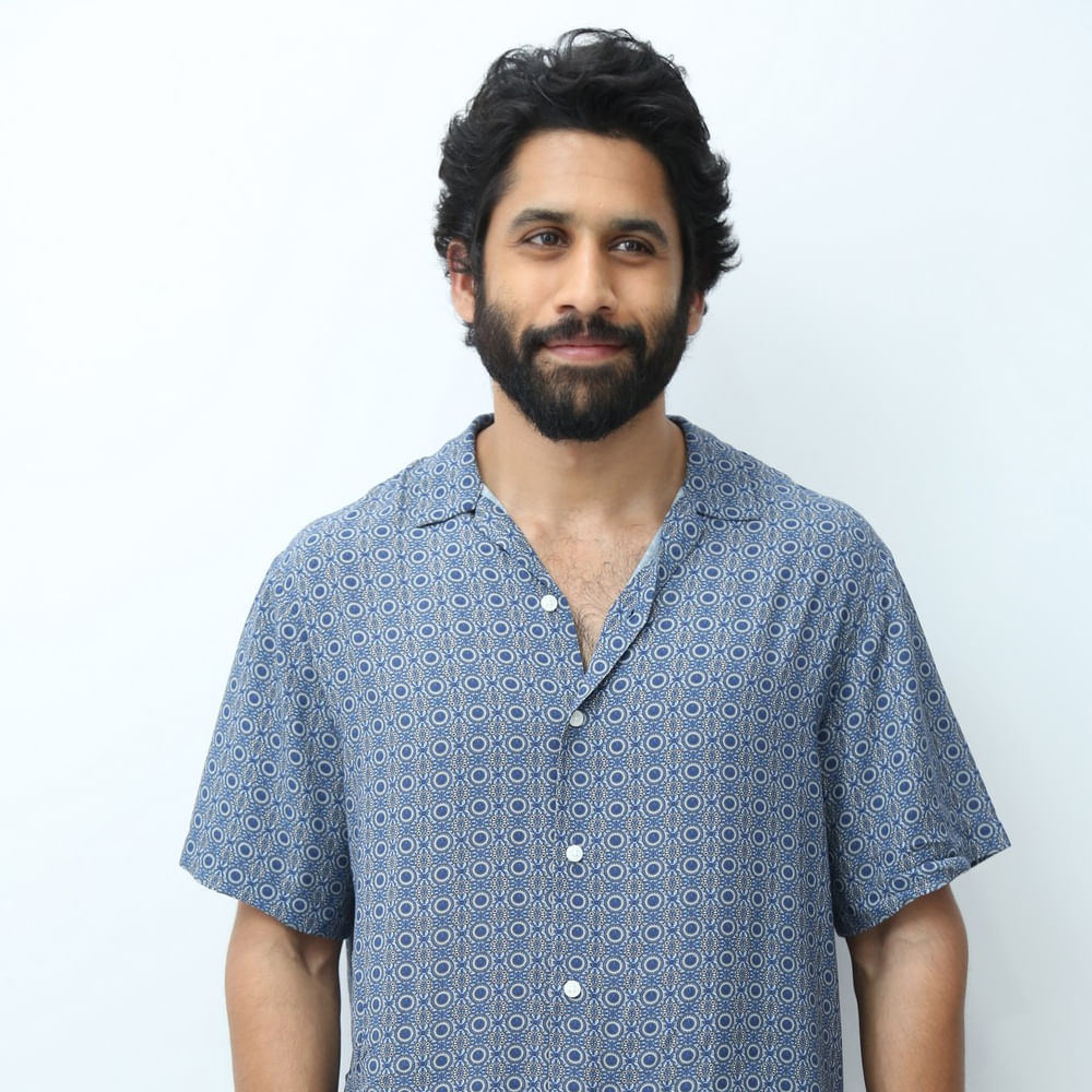 స్టార్ లీగ్లోకి ఎంట్రీ ఇవ్వడానికి ప్రయత్నిస్తున్నాడు కానీ వర్కవుట్ అయితే అవ్వడం లేదు. కానీ ప్రతీ హీరో కెరీర్కు ఓ గేమ్ ఛేంజర్ ఉంటుంది.. అలాంటి సినిమా వచ్చినపుడు ఎవరు వద్దన్నా కచ్చితంగా దశ మారిపోతుంది. చూస్తుంటే నాగ చైతన్యకు అలాంటి సినిమా తండేల్ అనిపిస్తుంది. చందూ మొండేటి తెరకెక్కిస్తున్న ఈ చిత్ర టీజర్ చూసిన తర్వాత నాగ చైతన్య కెరీర్కు మలుపు అవుతుందని గట్టిగా నమ్ముతున్నారు అక్కినేని అభిమానులు.