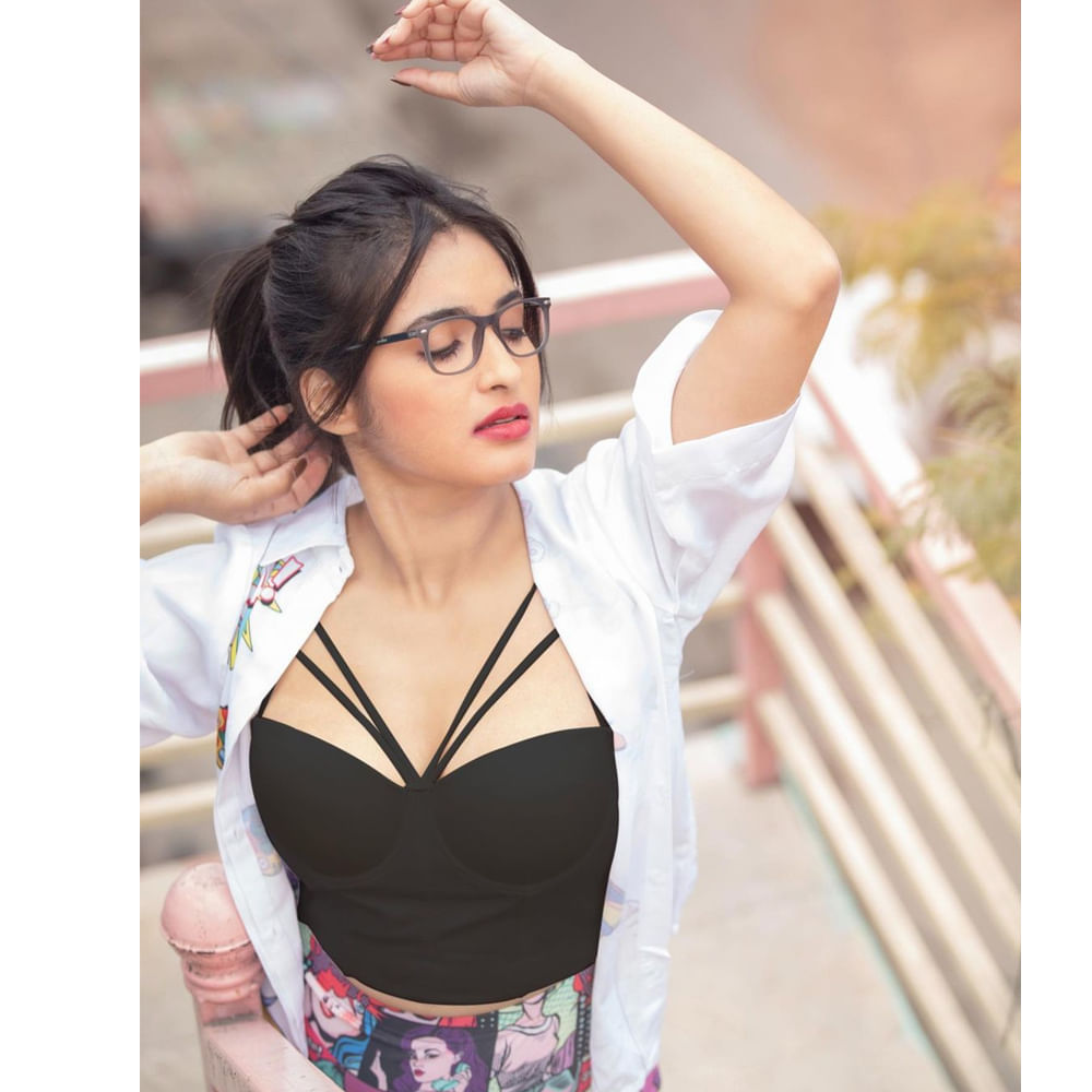 పల్లవి ప్రశాంత్, ప్రిన్స్ యావర్‏తో స్నేహం.. బిగ్‏బాస్  ను పెద్దయ్య అంటూ పిలుస్తూ స్పెషల్ అట్రాక్షన్ అయ్యింది.