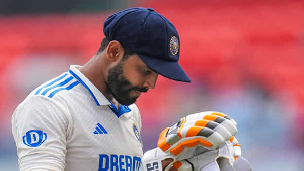 Ravindra Jadeja Controversy: థర్డ్ అంపైర్కే డౌట్.. అయినా, ఔటిచ్చాడు.. వివాదమైన జడేజా వికెట్..