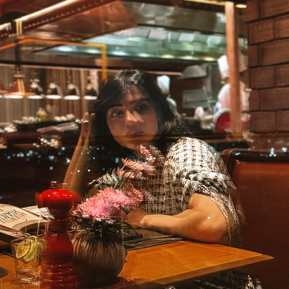 సినిమాలకు గ్యాప్ ఇచ్చిన తర్వాత సమంత వెకేషన్స్ తో బిజీగా మారిపోయింది. రకరకాల ప్రాంతాలకు వెళ్లి ఆ ఫోటోలను సోషల్ మీడియాలో పంచుకుంది.