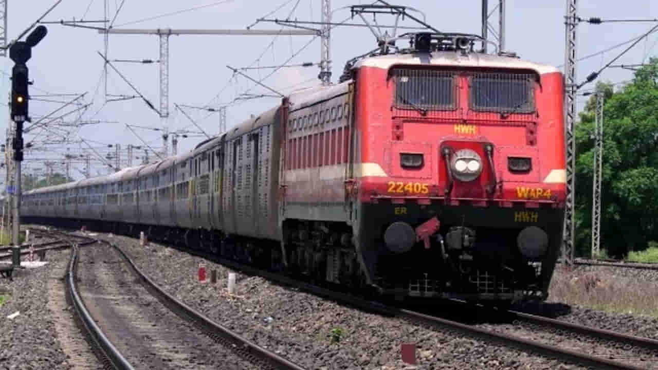 Sathupally: ఖమ్మం జిల్లా సత్తుపల్లికి తొలిసారి పాసింజర్ రైలు.. ఆనందంలో ప్రజలు