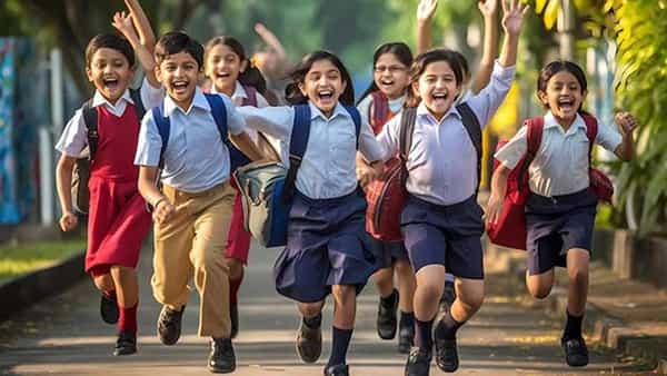 School Holiday: జనవరి 22న ఉద్యోగులు, విద్యా సంస్థలకు సెలవు.. పలు రాష్ట్ర ప్రభుత్వాల కీలక ప్రకటన!