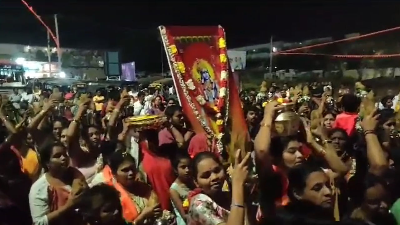 Shobha Yatra:108 కలశాలతో 500 మంది శ్రీరామ శోభాయాత్ర.. రామ నామ స్మరణతో నిండిపోయిన శైవ క్షేత్రం