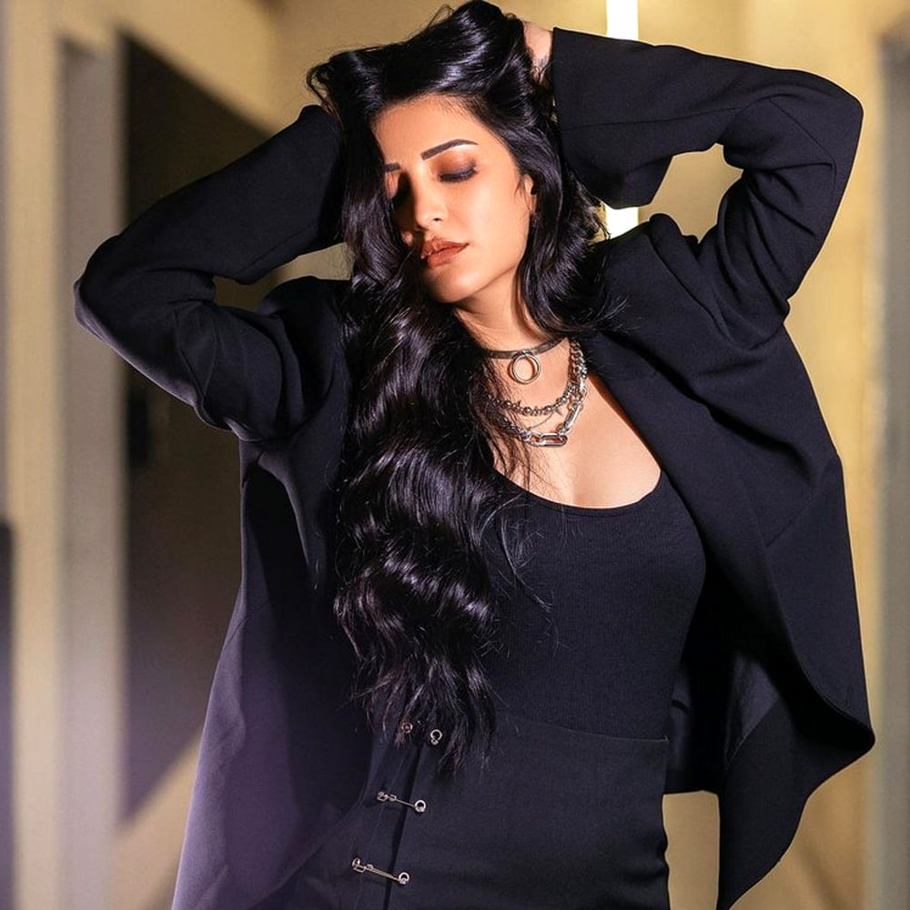 ఈ మధ్యకాలంలో శ్రుతిహాసన్ కనిపించిన సినిమాలన్నీ సూపర్ హిట్ గా నిలిచాయి. హీరోయిన్ గానే కాదు సింగర్ గాను రాణిస్తుంది ఈ చిన్నది.