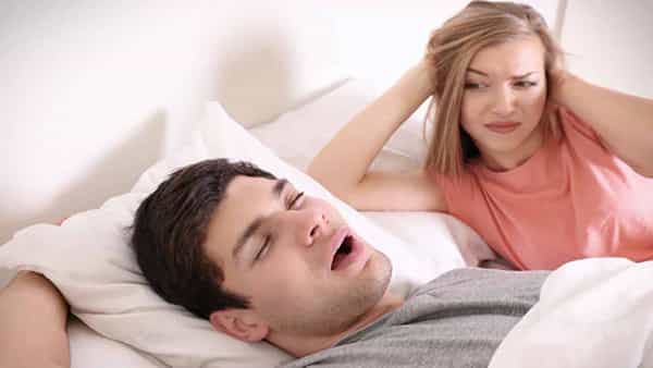Sleep Apnea: నిద్రలో గురక వస్తోందా? జాగ్రత్త.. గుండె సమస్యలు పొంచి ఉన్నట్లే