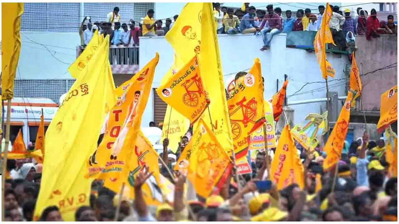 Political Heirs: ఎన్నికల బరిలో వారసులు.. రాజకీయాల్లో నుంచి కీలక నేతలు తప్పుకుంటున్నారా..?