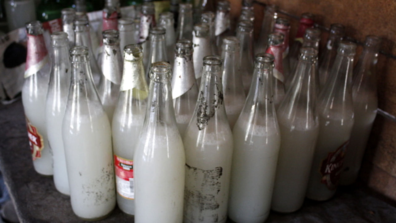 Hyderabad: హైదరాబాద్‌లో కల్తీ కల్లు కెమికల్‌ కలకలం..560 కిలోల క్లోరల్ హైడ్రేట్‌ను స్వాధీనం చేసుకున్న పోలీసులు