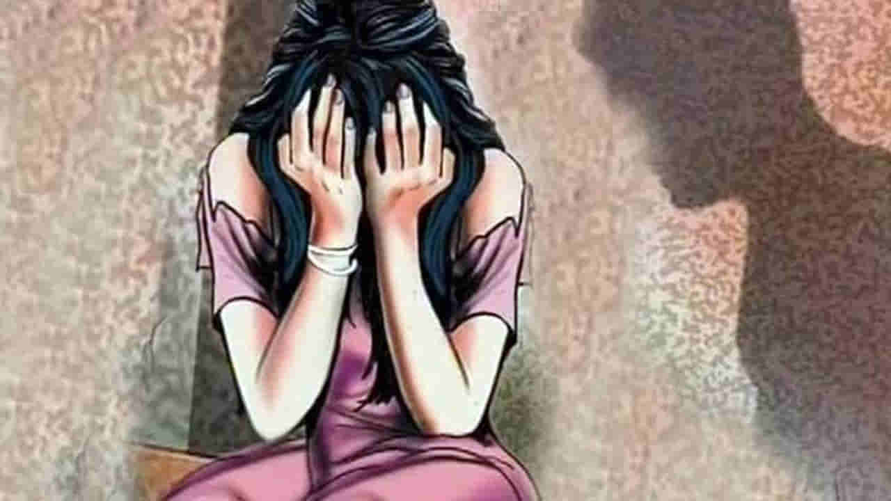 Uttar Pradesh: అదనపు కట్నం కోసం మహిళకు అత్తింటి వేదింపులు.. వివస్త్రను చేసి రోడ్డుపై పరుగెత్తించి కొట్టిన భర్త, బావ