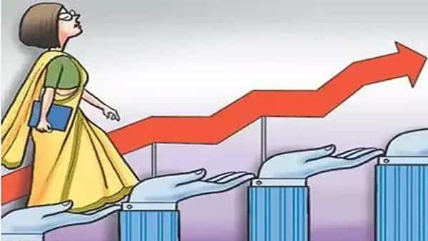 Womens index: మహిళా భద్రతకు పెద్దపీట వేసిన టాప్ 5 నగరాల్లో హైదరాబాద్కు చోటు.. ఢిల్లీ ఎన్నో స్థానంలో ఉందంటే