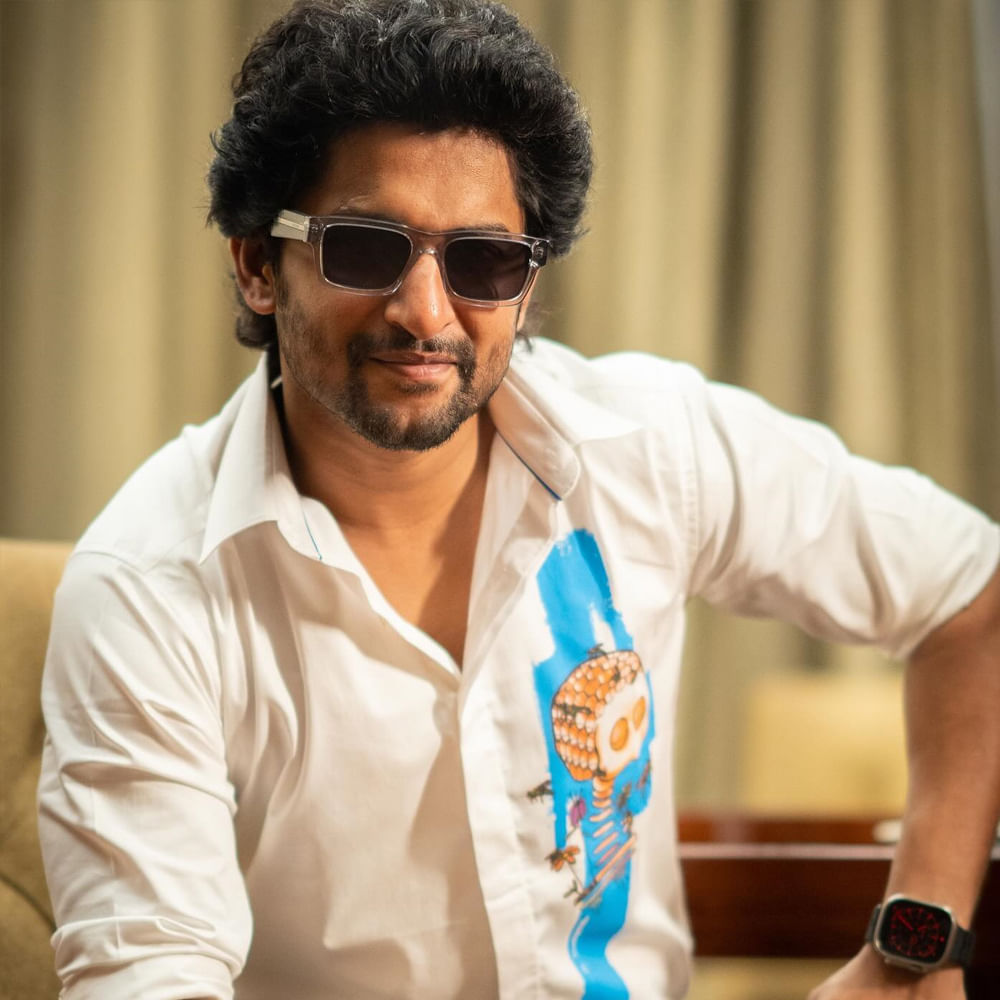 నాని ప్రస్తుతం నటిస్తున్న సరిపోదా శనివారం రెండు మేజర్ షెడ్యూల్స్ పూర్తి చేసుకుంది. దర్శకుడు వివేక్ ఆత్రేయ తీరు చూస్తుంటే మరో రెండు నెలల్లోనే షూటింగ్ అంతా పూర్తి చేసేలా కనిపిస్తున్నారు.