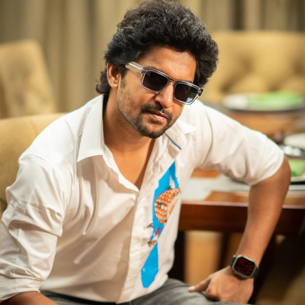 తమిళ దర్శకుడు శిబి చక్రవర్తితో ఫైనల్ అనుకున్న సినిమా కాస్తా బడ్జెట్ కారణంగా ఆగిపోయింది. ఇప్పుడు నాని ముందున్న ఒకే ఒక్క ఆప్షన్ వేణు. బలగంతో గుర్తింపు తెచ్చుకున్న ఈయన.. నాని కోసం ఓ కథ సిద్ధం చేసారు. అది ఆయనకు నచ్చిందని తెలుస్తుంది. సరిపోదా శనివారం తర్వాత నాని చేయబోయే సినిమా ఇదే అని తెలుస్తుంది. మొత్తానికి చూడాలిక.. నాని, వేణు కలిసి ఎలాంటి ప్రాజెక్ట్ చేయబోతున్నారో..?