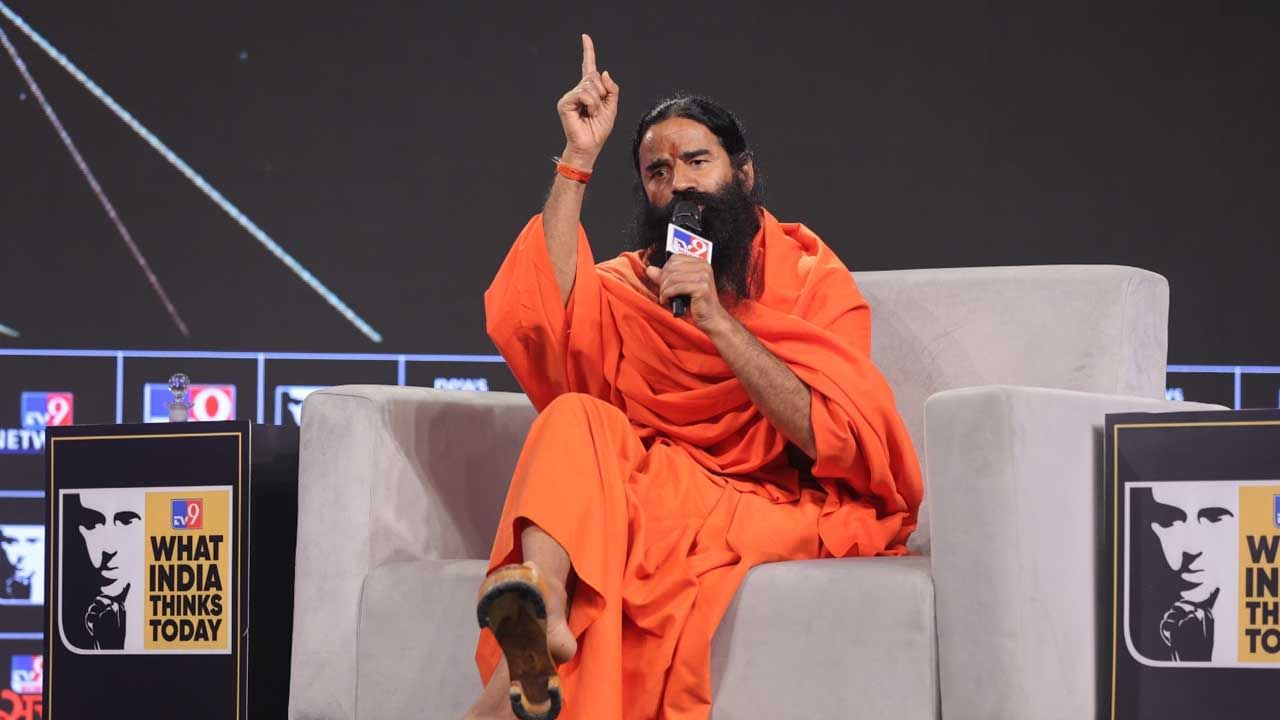 ప్రపంచంలో భారతదేశం పురోగతిని ప్రస్తావిస్తూ.. ఇది ప్రపంచీకరణ యుగమని, ఈ యుగంలో భారతదేశం ప్రపంచవ్యాప్తం కావడం సహజమని బాబా రామ్‌దేవ్ అన్నారు. నేటి కాలంలో 100 కోట్లకు పైగా చేతులు దేశ సృష్టిలో నిమగ్నమై ఉన్నాయన్నారు. పోరాటాలు, సవాళ్లు మనల్ని మెరుగుపరుస్తాయన్నారు.