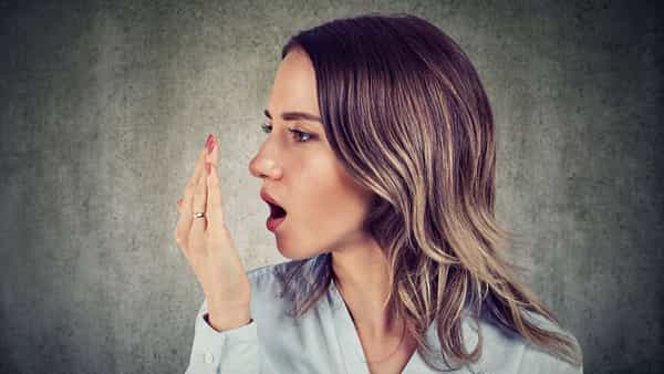 Mouth Smell: నోటి దుర్వాసనతో ఇబ్బందిగా ఉంటుందా.. ఇకపై నో టెన్షన్!