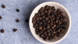 Health Tips: ఇలాంటి ఆహారాలు తీసుకుంటున్నారా? క్యాన్సర్ వ్యాధిని ఆహ్వానిస్తున్నట్టే..