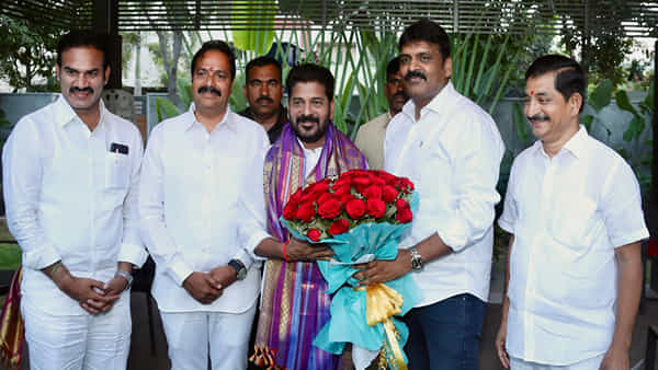 CM Revanth reddy: రేవంత్ రెడ్డిని కలిసిన బొంతు రామ్మోహన్.. అదే విషయం గురించి మాట్లాడారా?