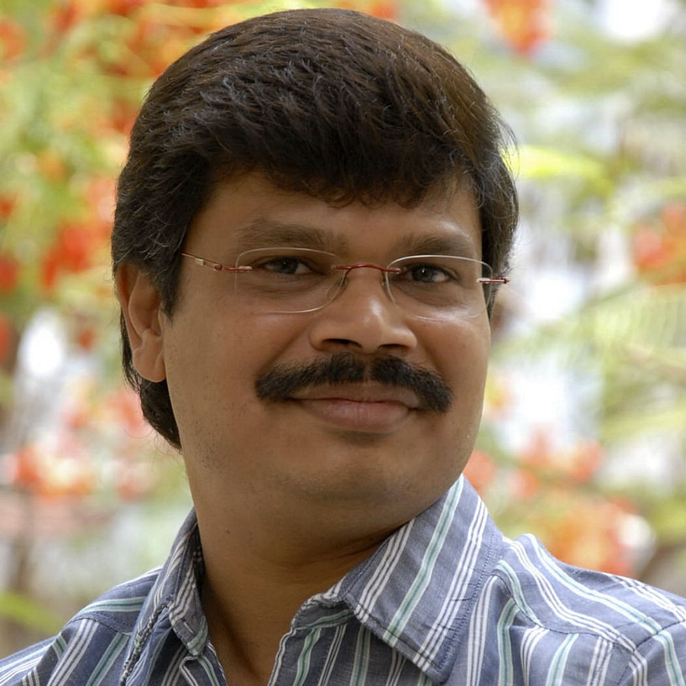 బన్నీ కాకపోయినా.. బాలయ్య ఉన్నాడుగా.. బోయపాటి అంటే వెంటనే ఓకే చెప్తారులే అనుకున్నారు. కానీ అఖండ 2ను తన రెండో కూతురు తేజస్విని బ్యానర్‌లో చేయాలనుకుంటున్నారు బాలయ్య. అందుకే గీతా ఆర్ట్స్‌లో ఈ ప్రాజెక్ట్ వర్కవుట్ అయ్యే అవకాశాలు తక్కువ. దానికితోడు బాబీ తర్వాత హరీష్ శంకర్ సినిమాను లైన్‌లో పెడుతున్నారు బాలయ్య. దాంతో బోయపాటికి ఎదురు చూపులే మిగిలాయి.