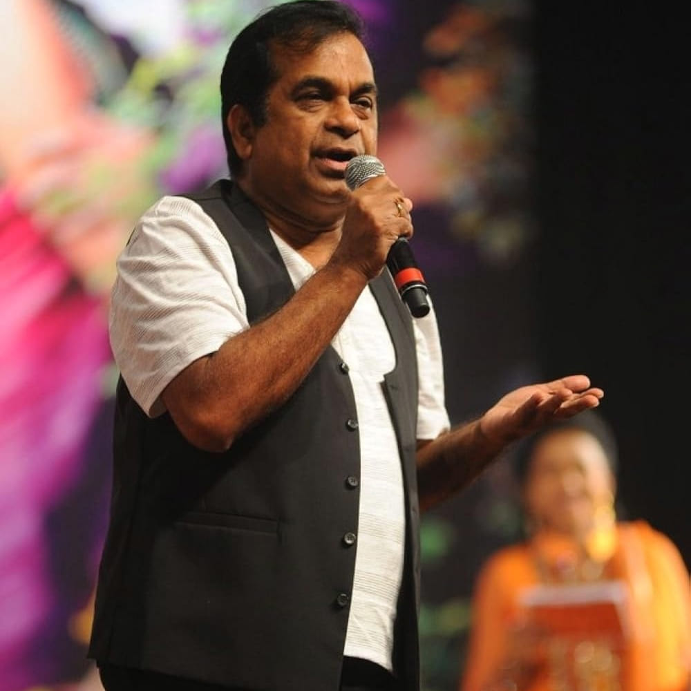 నేడు ఈ కామెడీ లెజెండ్ పుట్టిన రోజు. వివిధ భాషలలో 1250కి పైగా సినిమాలలో నటించి 2010 లో గిన్నిస్ రికార్డుల్లోకి ఎక్కారు బ్రహ్మానందం. 