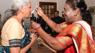 Nirmala Sitharaman Saree: బడ్జెట్‌ ప్రసంగంలో తెలుగింటి కోడలు నిర్మలా సీతారామన్‌ ధరించిన చీర విశేషం ఇదే..