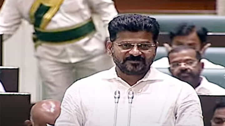 Telangana: అసెంబ్లీ వేదికగా కేసీఆర్కు సీఎం రేవంత్ బర్త్ డే విషెస్.. Telangana: అసెంబ్లీ వేదికగా కేసీఆర్కు సీఎం రేవంత్ బర్త్ డే విషెస్..