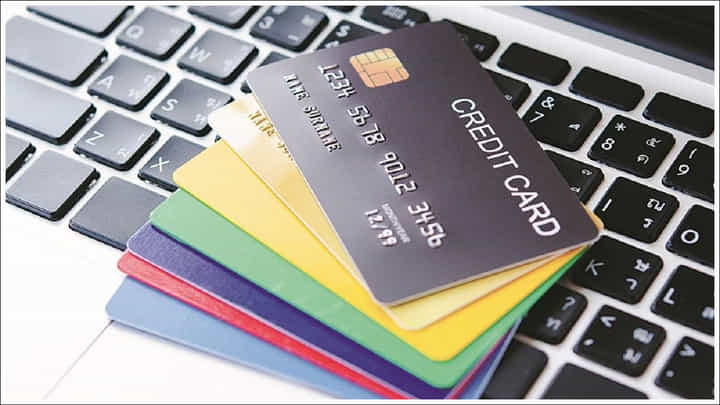 Co-Branded Credit Cards: కో బ్రాండెడ్ క్రెడిట్ కార్డులను ఇలా వాడితే బోలెడు బెనిఫిట్స్! Co-Branded Credit Cards: కో బ్రాండెడ్ క్రెడిట్ కార్డులను ఇలా వాడితే బోలెడు బెనిఫిట్స్!