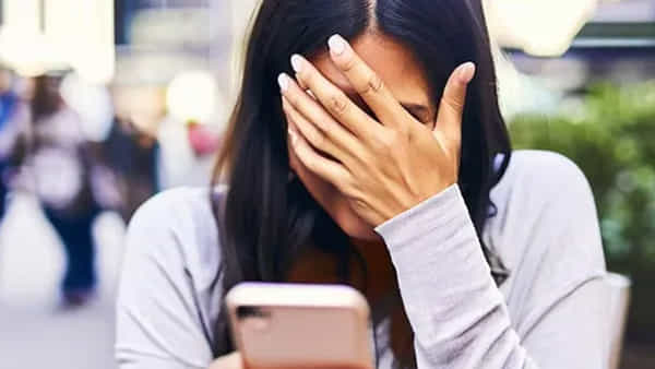 Cyber Fraud : ఆన్లైన్లో ఫుడ్ ఆర్డర్ చేస్తున్నారా..? ఇలా కూడా మోసం చేస్తారు..! బీకేర్ ఫుల్..