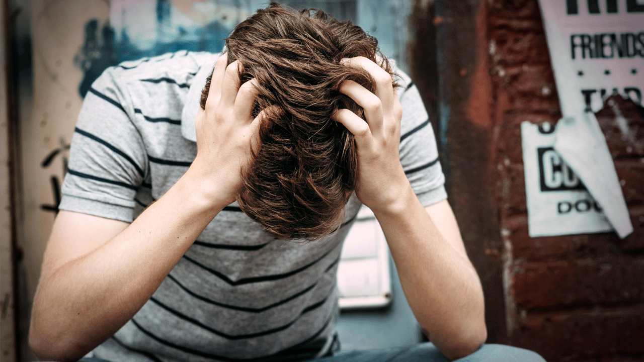 Hyderabad: క్యాంపస్ ప్లేస్మెంట్స్లో సెలక్ట్ కాలేదని మనస్థాపం.. పాపం ఇంజనీరింగ్ విద్యార్థి..