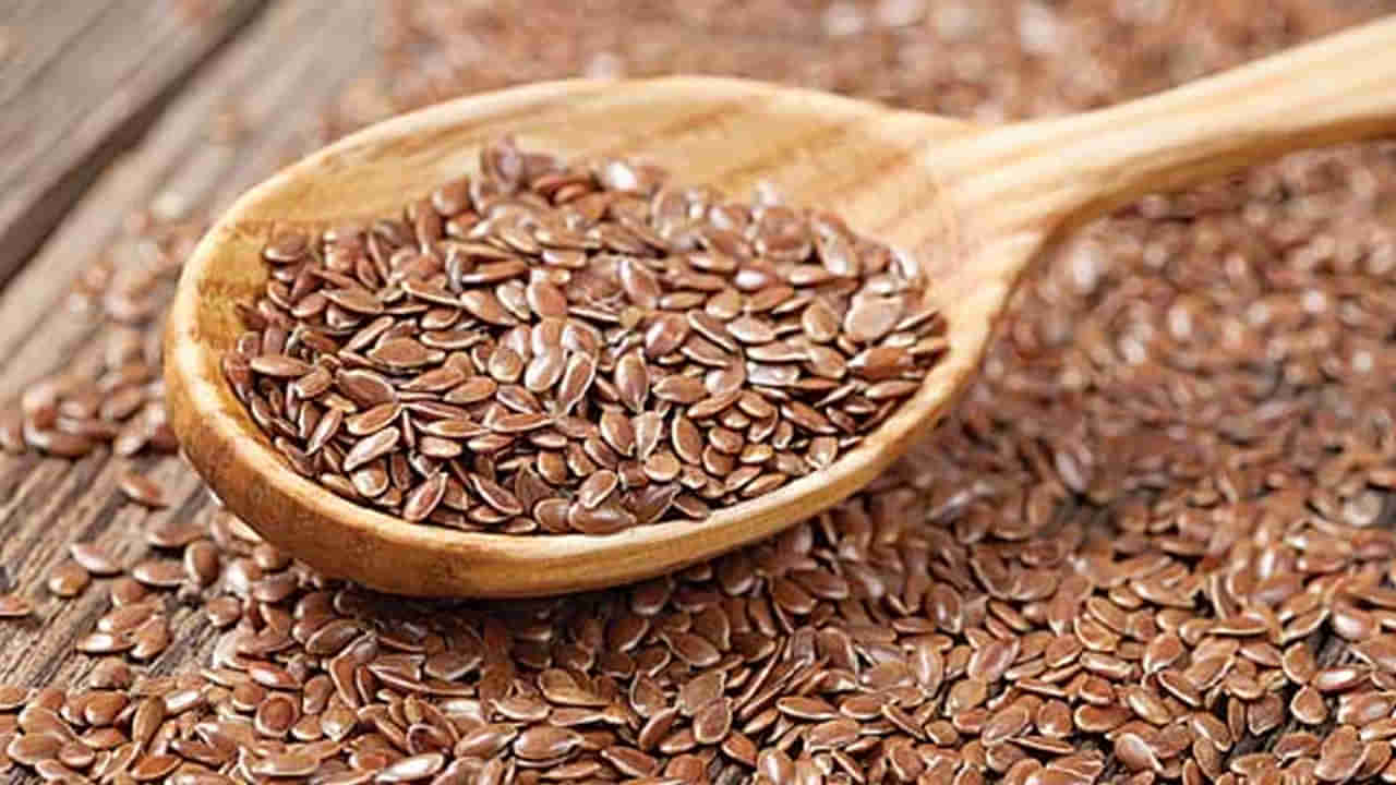 Flax seeds: ఈ గింజలు సంజీవని అని చెప్పినా తక్కువే.. ఆడవాళ్లకు అంతకుమించి..