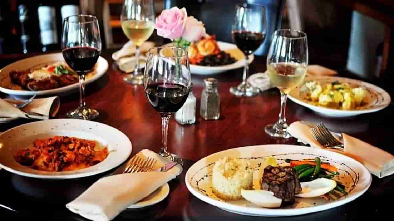 GST At Restaurants: రెస్టారెంట్లో బిల్‌పై జీఎస్టీ పడుతోందా? ఇలా చేస్తే కట్టాల్సిన అవసరం ఉండదు..