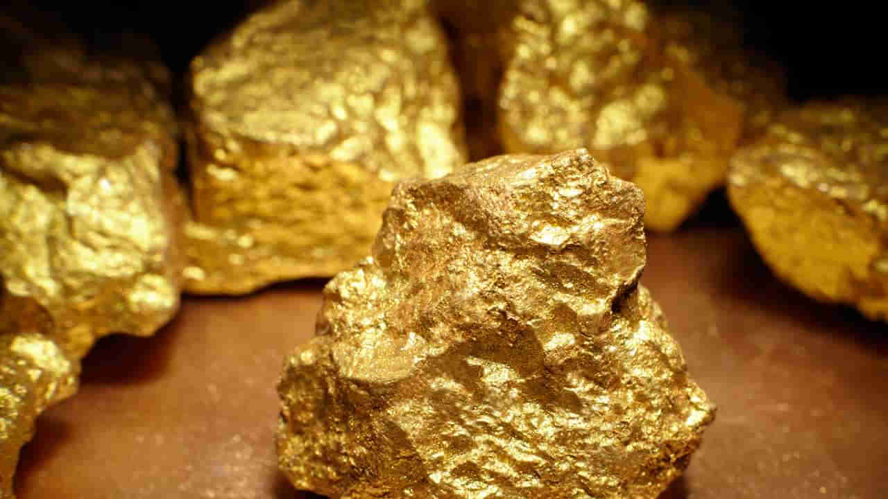 Guntur: 100కే గ్రాము బంగారం.. 10కే కేజీ కందిపప్పు.. కట్ చేస్తే..