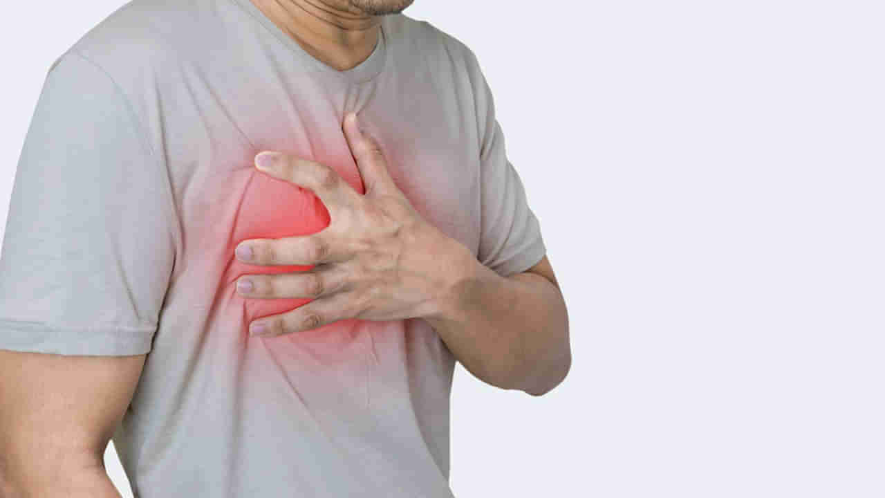 Heart Attack: ఈ లక్షణాలు కనిపిస్తే వెంటనే అలర్ట్ అవ్వాలి.. గుండె జబ్బు కావొచ్చు