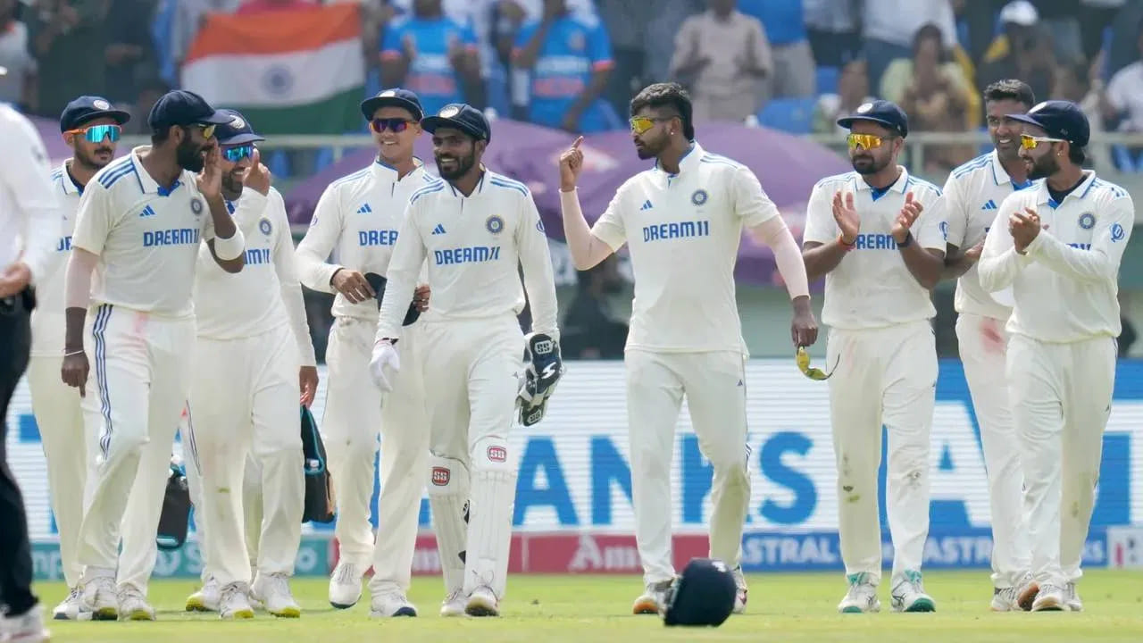 అందువల్ల సౌరాష్ట్ర క్రికెట్ అసోసియేషన్ మైదానంలో జరిగే 3వ టెస్టు మ్యాచ్‌లో రోహిత్ శర్మ జట్టు నుంచి అద్భుతమైన ప్రదర్శనను ఆశించవచ్చు. అలాగే, ఈ విజయంతో డబ్యూటీసీ పాయింట్ల పట్టికలోనూ టీమిండియా సత్తా చాటనుంది.