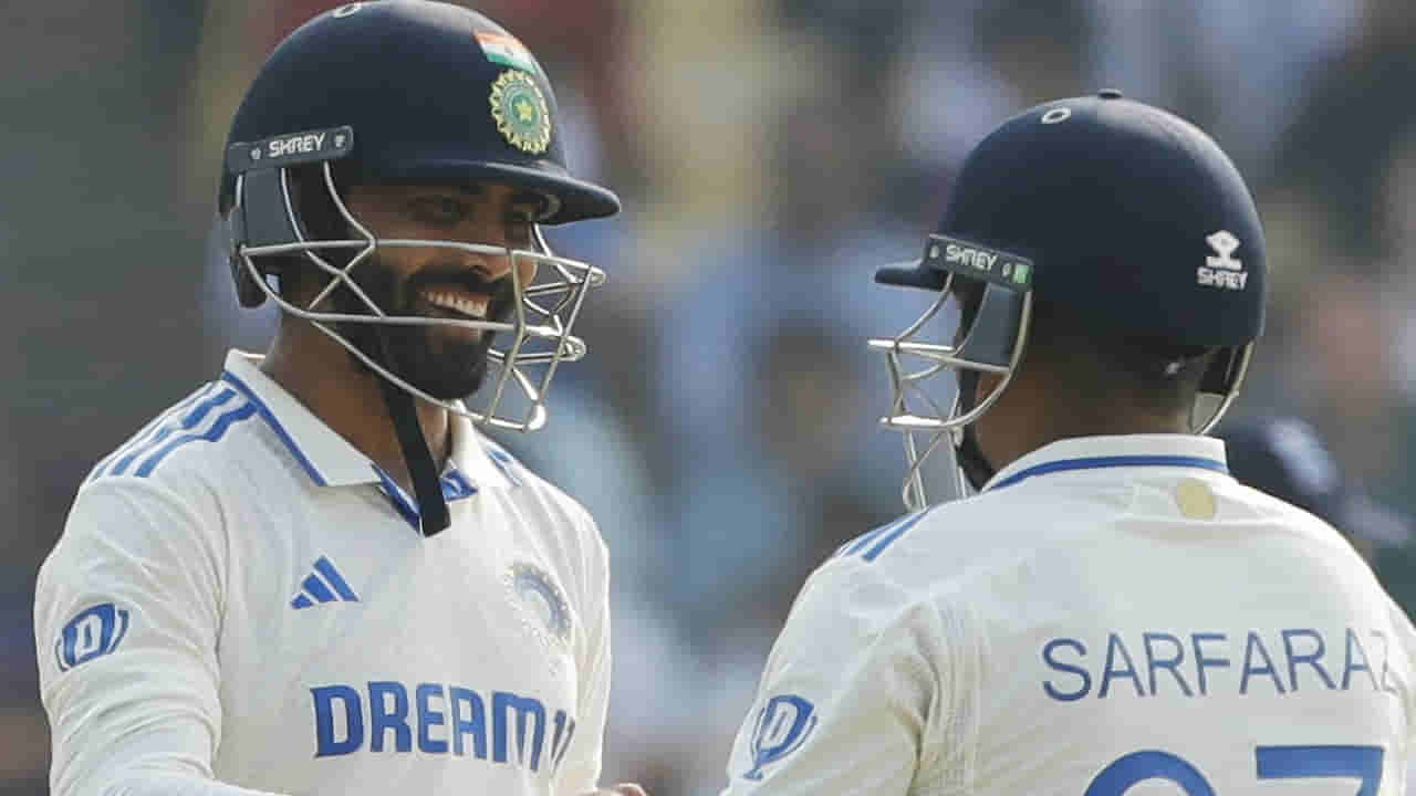 IND vs ENG 3rd Test 1st Day: రాజ్‌కోట్‌లో తొలిరోజు భారత్ అదరహో.. రోహిత్, జడేజా సెంచరీలు, సర్ఫరాజ్ తుఫాన్ ఇన్నింగ్స్..