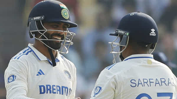 IND vs ENG 3rd Test 1st Day: రాజ్కోట్లో తొలిరోజు భారత్ అదరహో.. రోహిత్, జడేజా సెంచరీలు, సర్ఫరాజ్ తుఫాన్ ఇన్నింగ్స్..
