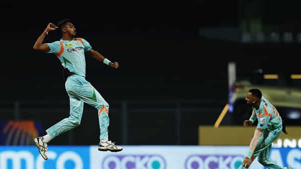 IPL 2024: గాయంతో కోటి రూపాయల ప్లేయర్ ఔట్.. కట్చేస్తే.. కేకేఆర్ టీంలోకి డేంజరస్ బౌలర్ ఎంట్రీ..