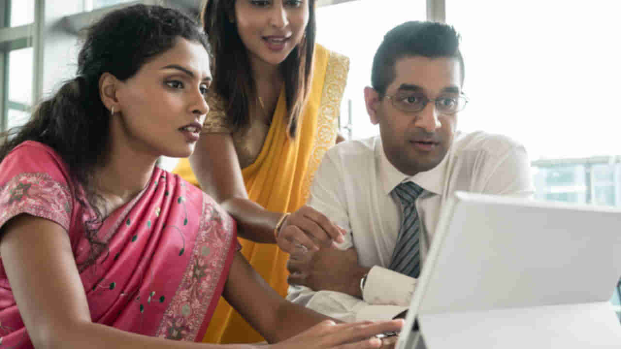 Jobs: ఉద్యోగులకు పండగే.. ఈ ఏడాది జీతాలు ఎంతలా పెరగనున్నాయో తెలుసా.?