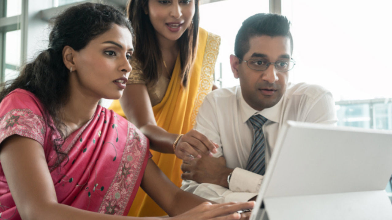 Jobs: ఉద్యోగులకు పండగే.. ఈ ఏడాది జీతాలు ఎంతలా పెరగనున్నాయో తెలుసా.?