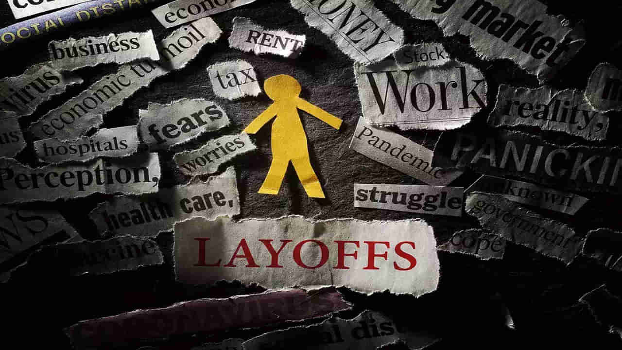 Layoffs: ప్రపంచ వ్యాప్తంగా లేఆఫ్స్‌ కలకలం. IT ఉద్యోగుల్లో భయం భయం