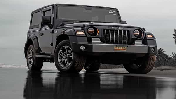 Anand Mahindra: మరోసారి మనస్సులు దోచుకున్న ఆనంద్ మహీంద్రా.. సర్ఫరాజ్ తండ్రికి అదిరిపోయే గిఫ్ట్ అందజేత