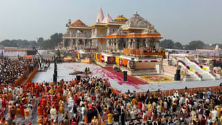 Ayodhya: బాల రామయ్యను దర్శించుకున్న ముస్లిం భక్తులు.. మోడీ మాట ప్రపంచం మొత్తం వింటుందని ప్రశంసలు..