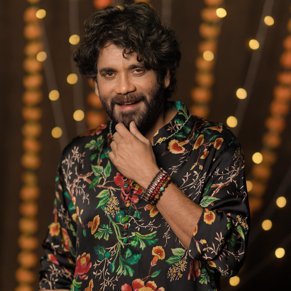 థియేటర్లలోకి సినిమాలు ఎప్పుడెప్పుడు వస్తాయా? అని వెయిట్ చేయడం పాత పద్ధతి. అక్కడ టాక్ ఎలా ఉన్నప్పటికీ, ఓటీటీ ఎంట్రీ ఎప్పుడా? అని ఎదురుచూడటం ప్రెజెంట్ ట్రెండ్. నా సామిరంగ ఓటీటీ డేట్ వచ్చినప్పటి నుంచీ అక్కినేని వారసుల గురించి మాట్లాడుకుంటున్నారు జనాలు. చైతన్య చేస్తున్నదేంటి? అఖిల్ ఆగిందెక్కడ? అనే డిస్కషన్ షురూ అయింది.