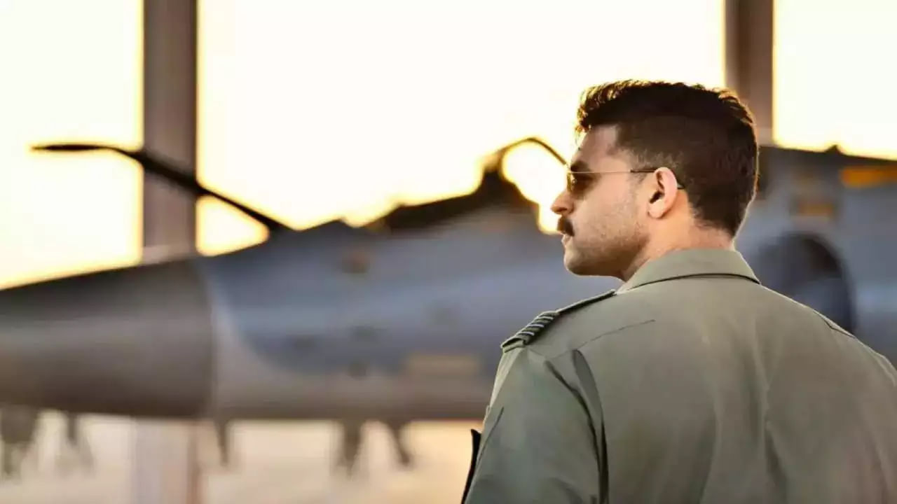 14 ఫిబ్రవరి 2019న  జరిగిన పుల్వామా ఘటనలో 40 మంది భారతీయ సీఆర్‌పీఎఫ్‌ సిబ్బంది కన్నుమూసిన సంగతి తెలిసిందే. ఆ ప్రదేశాన్ని సందర్శించి, నివాళులు అర్పించారు వరుణ్‌. అప్పుడు జరిగిన ఘటన నేపథ్యంలో ఈ చిత్రం రూపొందింది.