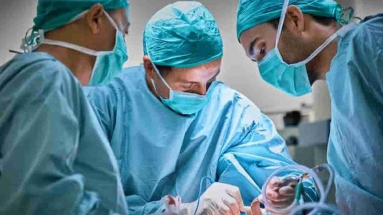 Australian: ప్రైవేట్ పార్ట్స్ లో నొప్పంటూ ఆస్పత్రికెళ్లిన వ్యక్తి.. డాక్టర్స్ ఎక్స్ రే తీసీచూస్తే!