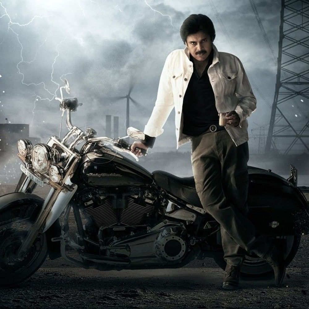 రవితేజ హీరోగా నటిస్తున్న మిస్టర్ బచ్చన్ కీ షెడ్యూల్ కంప్లీట్ చేసేశారు హరీష్ శంకర్. ఔట్పుట్ చూసుకుంటే తృప్తిగా అనిపించిందని అన్నారు. పవన్ నటిస్తున్న ఉస్తాద్ భగత్సింగ్కి కామా పెట్టి మరీ మిస్టర్ బచ్చన్ పనుల మీద ఫోకస్ పెంచారు హరీష్.