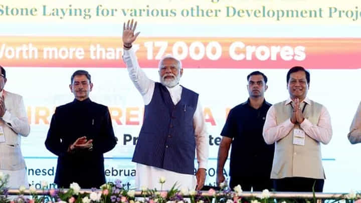 PM Modi: తమిళనాడులో ప్రధాని మోదీ పర్యటన.. పలు అభివృద్ది పనులకు ప్రారంభోత్సవం.. PM Modi: తమిళనాడులో ప్రధాని మోదీ పర్యటన.. పలు అభివృద్ది పనులకు ప్రారంభోత్సవం..