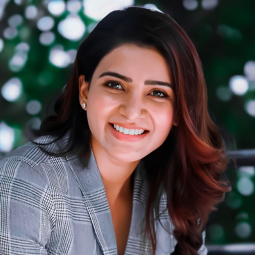 అందరూ బావుండాలి... అందులో నేనుండాలి అనుకుంటుంది సమాజం. ఈ బాగోగుల ప్రస్తావన వచ్చినప్పుడు సామాన్యుల గురించే ఇంతగా ఆలోచించేవారు, తాము ఆరాధించే నటీనటుల విషయంలో ఇంకా పర్టిక్యులర్‌గా ఉంటారు. అందులోనూ అందాల భామల టాపిక్‌ వస్తే ఇంకాస్త శ్రద్ధ చూపిస్తుంటారు. అది ఏ రేంజ్‌లో ఉంటుందో నన్నడగండి నేను చెబుతాను అని అంటున్నారు సమంత. కమింగ్‌ సూన్‌ అంటూ ఫ్యాన్స్ కి గుడ్‌ న్యూస్‌ చెప్పిన సామ్‌ గురించి మరిన్ని విశేషాలు చూసేద్దాం రండి... 