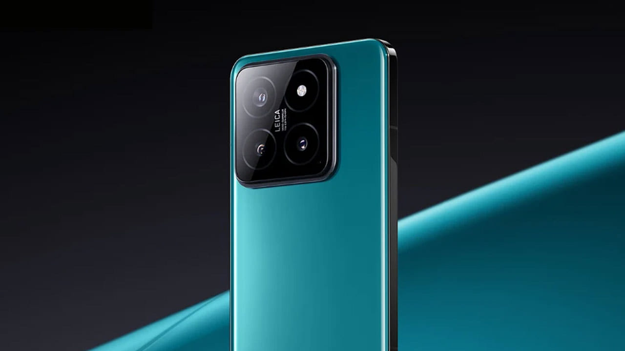 చైనాకు చెందిన ప్రముఖ స్మార్ట్‌ ఫోన్‌ దిగ్గజం షావోమీ మార్కెట్లోకి కొత్త ఫోన్‌ను లాంచ్‌ చేస్తోంది. షావోమీ 14 సిరీస్‌ ఫోన్‌లను ఈ నెల 25వ తేదీన గ్లోబల్‌ మార్కెట్‌లోకి తీసుకురానుంది. ఇందులో భాగంగా షావోమీ 14 అల్ట్రాతో పాటు, షావోమీ 14, 14 ప్రో మోడల్స్‌ను లాంచ్‌ చేయనున్నారు. 