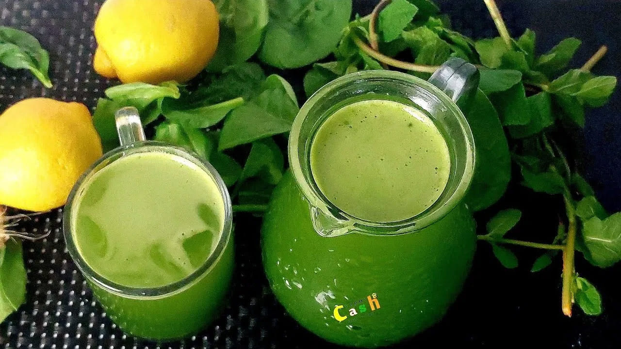 పాలకూరలో కొన్ని ప్రయోజనకరమైన పదార్థాలను మిక్స్ చేసి, దీని జ్యూస్‌ని రోజూ తాగడం వల్ల శరీరంలో రోగనిరోధక శక్తి పెరుగుతుంది. క్యాన్సర్ కణాలతో పోరాడుతుంది. అయితే ఈ వెజిటబుల్ జ్యూస్‌లో మరికొన్ని పదార్థాలను అదనంగా కలుపుకోవాలి. ఇలా చేయడం వల్ల చాలా ఎక్కువ ఫలితాలను పొందవచ్చు. పాలకూరలో మెగ్నీషియం, ఐరన్, జింక్‌తో పాటు విటమిన్లు, ఖనిజాలు పుష్కలంగా ఉంటాయి.