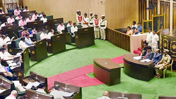 Telangana Assembly: మరికాసేపట్లో ప్రారంభం కానున్న బడ్జెట్ సమావేశాలు.. ఈ అంశంపైనే వాడీ వేడి చర్చ..?